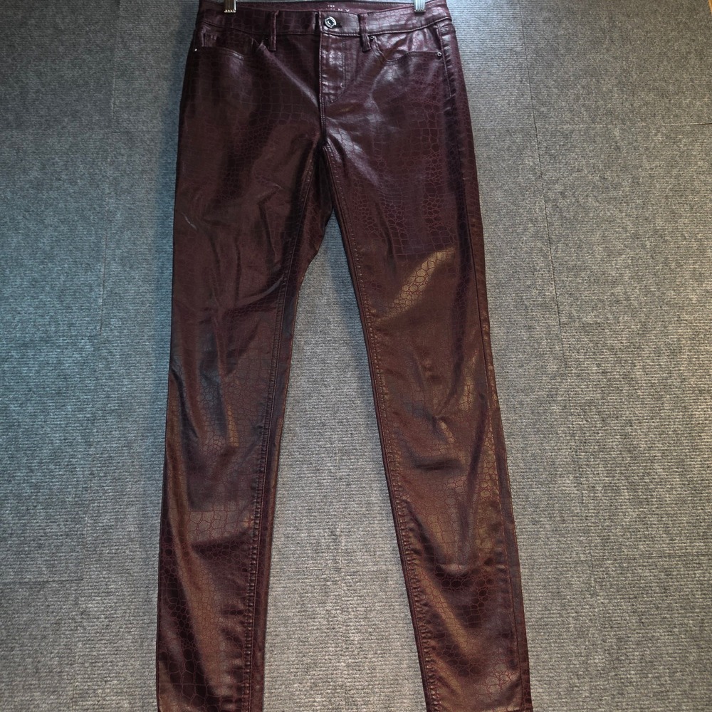 White House Black Market Skinny Pants Womens 2 Burgundy Croc Coated Excellent